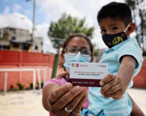 ¡ADELANTAN LA BECA A LA CHAVIZA!