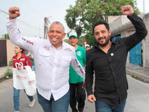 ¡“EL POLLITO” CAMINA CON SAMUEL!