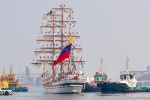 ¡Y SE FUE EL “BOLÍVAR”“!