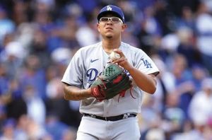 ¡BORRAN A JULIO URÍAS, NO VA AL CLÁSICO MUNDIAL! - *Lo confirma De la Vega, presidente de la LMB