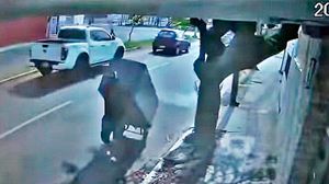 ¡ROBAN EN ESCUELA DE BAILE EN EL FLORESTA!