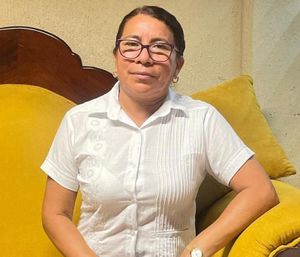 ¡SE BAJAAAN! - SIGUEN LAS RENUNCIAS