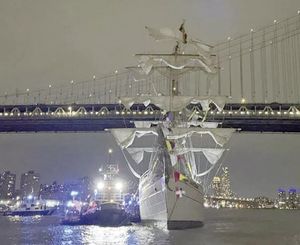 ¡EL “CUAUHTÉMOC” ESTABA A CARGO DEL  PILOTO DE PUERTO DE NUEVA YORK CUANDO COLISIONÓ!