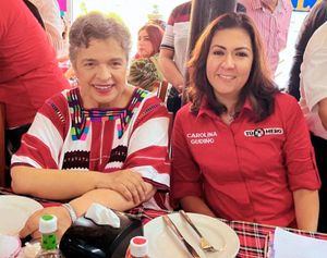 ¡VINO BETY PAREDES! - A LA HUACA
