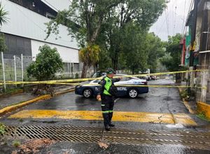 ¡TROMBAZO! - **Tira árboles y anuncios, hay varias casas afectadas, pero  saldo blanco *CÓRDOBA