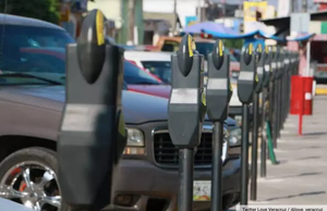¡USARÁN DINERO DE PARQUÍMETROS PARA BECAS!