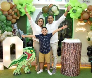 SANTIAGO CELEBRA SUS 10 AÑITOS
