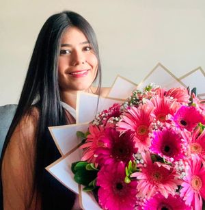 FELICIDADES SOFY