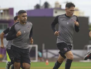 ¡RACING DE VERACRUZ SUBE LA INTENSIDAD EN LA PRETEMPORADA!