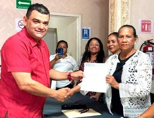 ¡SE LA LLEVA REYNALDO EN JAMAPA!