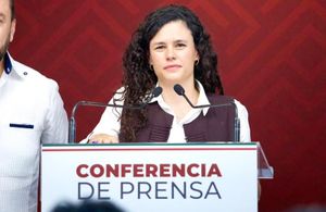 ¡SE HACE BOLAS! - Y TRINA...