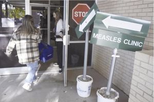 ¡RECOMIENDA EU A VIAJEROS VACUNARSE CONTRA SARAMPIÓN!