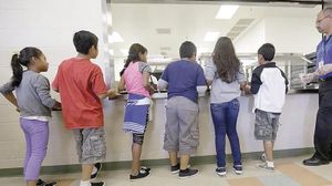 ¡NIÑOS TRAUMATIZADOS Y SIN AGUA LIMPIA EN CENTROS DE DETENCIÓN!