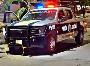 ¡PISTOLEROS DISPARARON CONTRA PATRULLA MUNICIPAL!