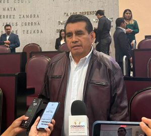 ¡CONGRESO PODRÍA JALAR EL CASO UV!