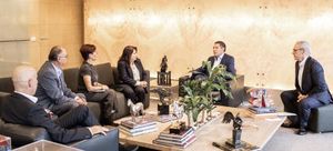 ¡INCREPA A CARLOS HANK!