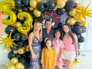 CELEBRACIÓN POR EL CUMPLEAÑOS 53 DE RAFAEL MARTÍNEZ POCEROS