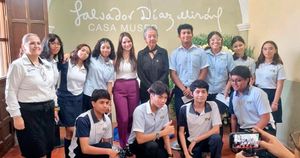 RECUERDAN A SALVADOR DÍAZ MIRÓN EN SU CASA MUSEO