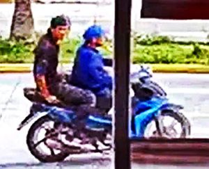 ¡MALANDROS INTENTARON MANOSEAR Y APUÑALAR A DOS TRABAJADORAS!