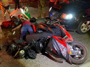 ¡MUJER LESIONADA EN CARAMBOLAZO!