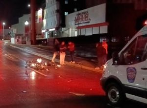 ¡MUERE JOVENCITA EN MOTOCICLETAZO!