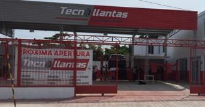 ¡BANDIDOS SE LLEVAN TRÁILER CARGADO CON LLANTAS!