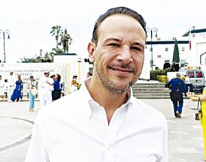 ¡LISTA LA SANTA ANA! - PURAS ESTRELLAS