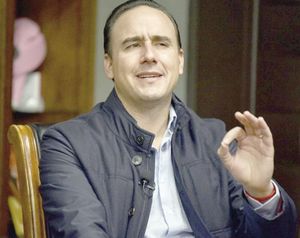 ¡MANOLO JIMÉNEZ AHORA DICE QUE DENUNCIARÁ EN EU A POLÍTICOS DE LA 4T!