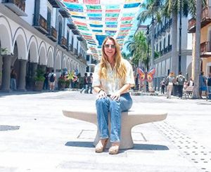 ¡ESTRENAN BANCAS EL ZÓCALO!
