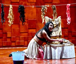 CON ALEX OROZCO, ACTRIZ MUXE, PRESENTAN OBRA “BALA’NA”