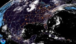 ¡LUNA LLENA A LAS 14:37! - *NUBLADO, GOTAS Y BOCHORNO.