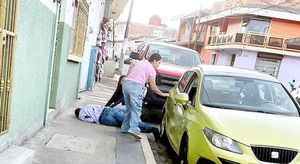 ¡EJECUTADO FRENTE A SU FAMILIA! - PISTOLEROS LE DISPARARON A QUEMARROPA EN EL CENTRO DE COSCOMATEPEC