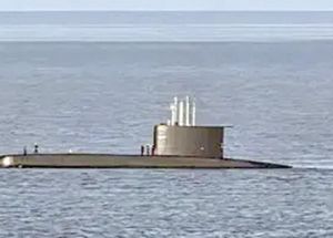 ¡MARINA ALERTA SOBRE SUBMARINO CHILENO FONDEADO EN PUERTO VALLARTA!