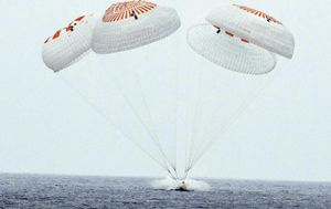 ¡ASTRONAUTAS REGRESAN A LA TIERRA CON SPACEX TRAS MESES EN LA EEI!