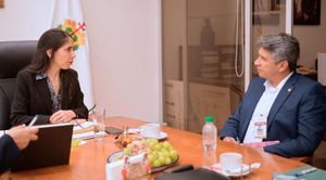 ¡FISCALA SE REÚNE CON EL CÓNSUL DE GUATEMALA!