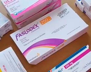 ¡SÍ HAY DESABASTO DE MEDICAMENTO! - CONTRA CÁNCER DE MAMA