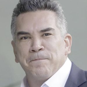 ¡“ALITO” MORENO DENUNCIA A NICOLÁS MADURO ANTE LA FGR!