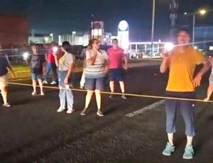 ¡BLOQUEAN LA AUTOPISTA! - EN LA VERACRUZ-CARDEL
