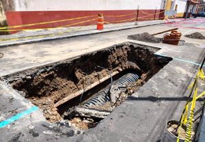 ¡SE HUNDE EL CENTRO DE ORIZABA!