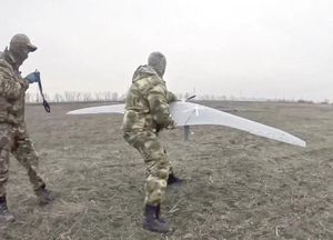 ¡SICARIOS DE CÁRTELES MEXICANOS Y COLOMBIANOS SE INFILTRAN EN UCRANIA! - PARA ENTRENARSE EN DRONES