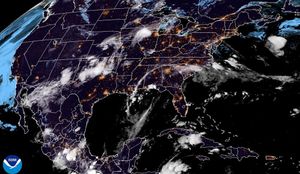 ¡"ERIN" SE HARÁ HURACÁN A MEDIO ATLÁNTICO! - *SE ACERCA ONDA DEL ESTE A YUCATÁN