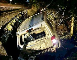 ¡“EL CARA DE TOCHE” VOLCÓ EN SU CAMIONETA!