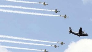 ¡SE ALISTA MÉXICO PARA DESFILE AEROESPACIAL! - DEL 16 DE SEPTIEMBRE