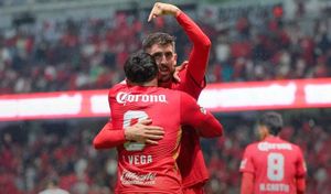 ¡SE SUELTA EL DIABLO! - HUMILLA A RAYADOS