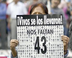 ¡PADRES DE LOS 43 SALEN “DECEPCIONADOS” DE REUNIÓN CON SHEINBAUM!