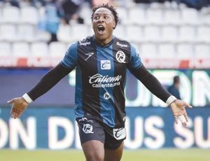 ¡QUERÉTARO PROPINA DOLOROSA DERROTA AL PACHUCA EN CASA!