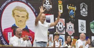 ¡APOTEÓTICO! - Gran ceremonia de inauguración y entrega de trofeos en la Liga de futbol “Pirata Fuente”