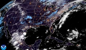 ¡SE QUEDÓ UN RETAZO DE "CANÍCULA" ESTE DOMINGO 7! - *EL ECLIPSE DE LUNA, NO SERÁ VISIBLE ESTA NOCHE EN MÉXICO.