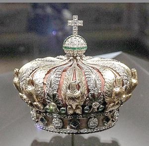 ¡UN AUDAZ ROBO EN EL LOUVRE!