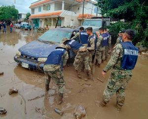 ¡15 MUERTOS POR LAS LLUVIAS! - Y MILES DE FAMILIAS DAMNIFICADAS